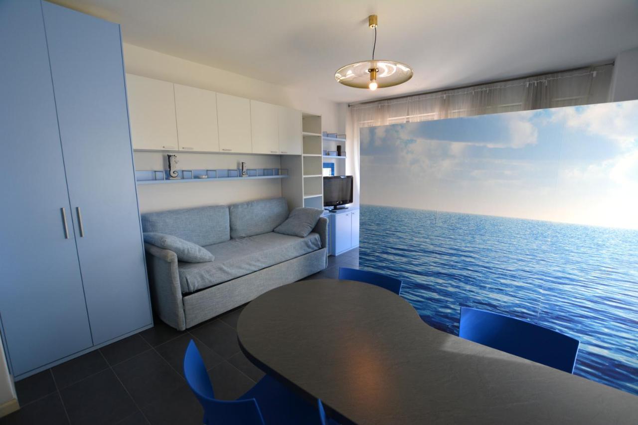 Lignano Pineta With Sea View Apartment Lignano Sabbiadoro Exterior photo